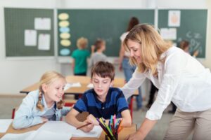 Ausbildung zum Schulbegleiter_Hilfe